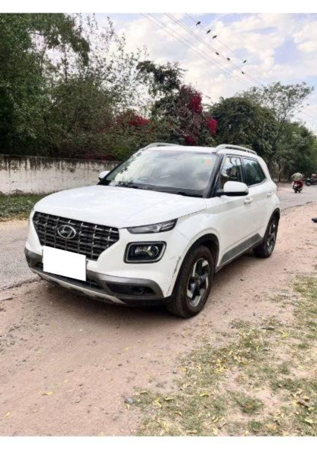 Second-hand 2019 Hyundai Venue SX Diesel BSIV for sale in Bathinda-2