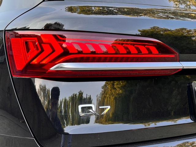 Audi Q7 Technology Limited Edition Second-hand 2022 Audi Q7 Technology Limited Edition for sale in New Delhi-23