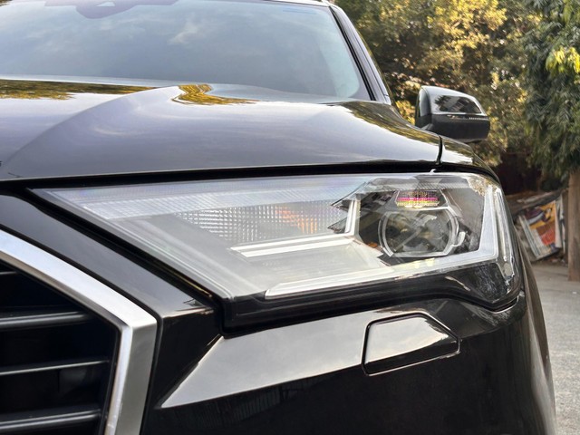 Audi Q7 Technology Limited Edition Second-hand 2022 Audi Q7 Technology Limited Edition for sale in New Delhi-4