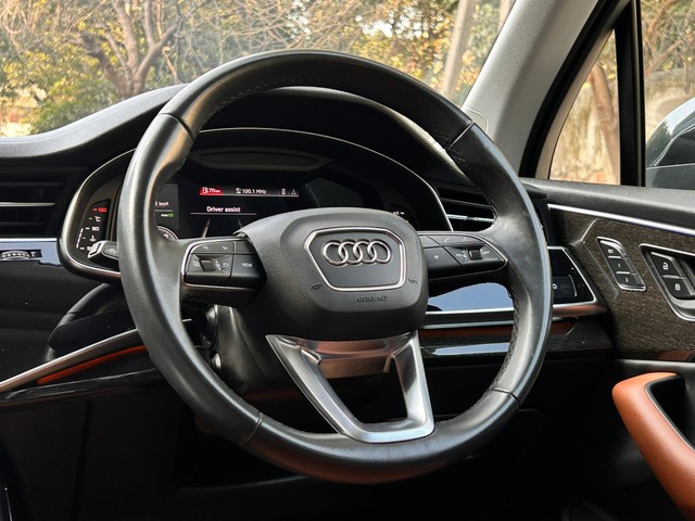 Audi Q7 Technology Limited Edition Second-hand 2022 Audi Q7 Technology Limited Edition for sale in New Delhi-6