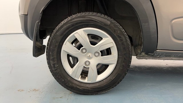 Second-hand 2018 Renault KWID 1.0 RXT Opt for sale in Kanpur-18