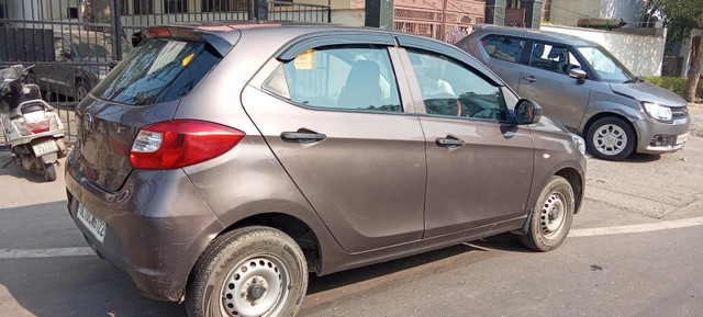 Second-hand 2020 Tata Tigor 1.2 Revotron XE for sale in Noida-2