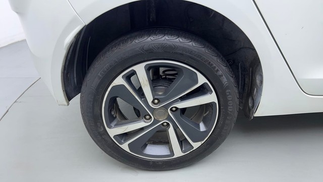 Second-hand 2021 Tata Altroz XZ Diesel for sale in Gurgaon-18