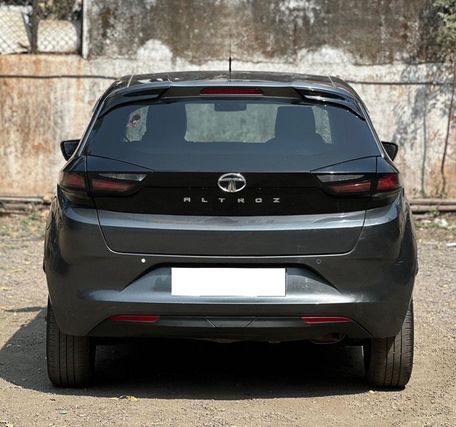 Second-hand 2022 Tata Altroz XM plus BSVI for sale in Nashik-3