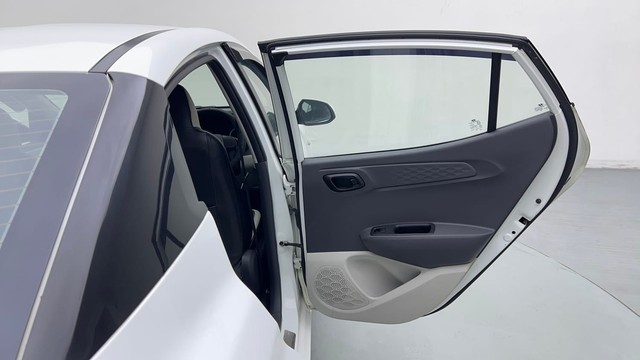 Second-hand 2022 Hyundai Aura S Diesel for sale in Sonipat-29