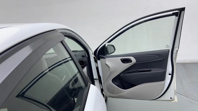 Second-hand 2022 Hyundai Aura S Diesel for sale in Sonipat-16