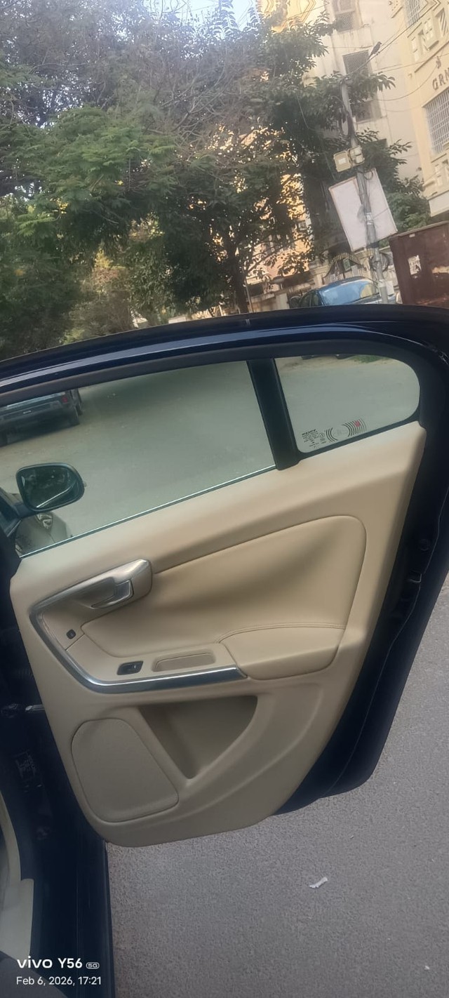 Second-hand 2017 Volvo S60 D4 KINETIC for sale in Chennai-14