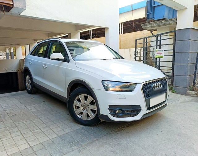 Audi Q3 2.0 TDI Quattro Premium Plus Second-hand 2014 Audi Q3 2.0 TDI Quattro Premium Plus for sale in Hyderabad-0