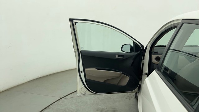 Second-hand 2015 Hyundai Xcent Petrol for sale in Chennai-25