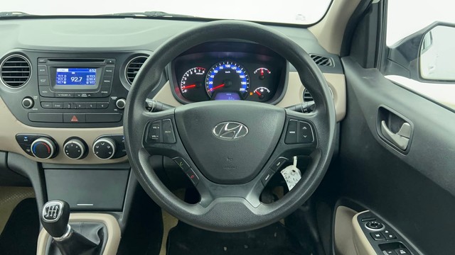 Second-hand 2015 Hyundai Xcent Petrol for sale in Chennai-31