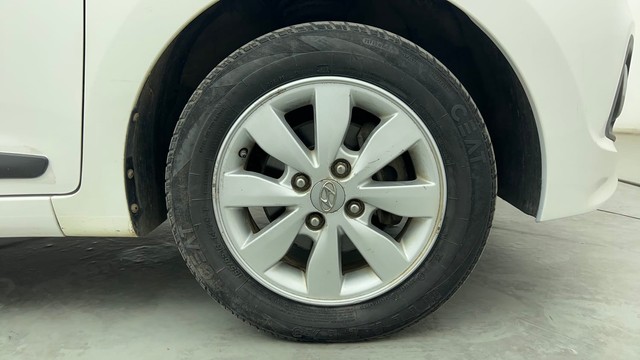 Second-hand 2015 Hyundai Xcent Petrol for sale in Chennai-17