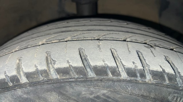 Second-hand 2015 Hyundai Xcent Petrol for sale in Chennai-23