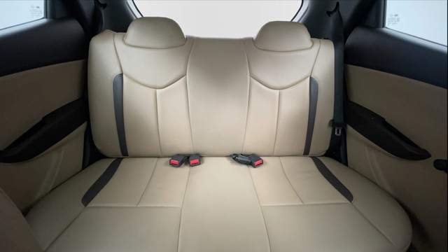 Second-hand 2013 Hyundai EON Sportz for sale in Jaipur-30