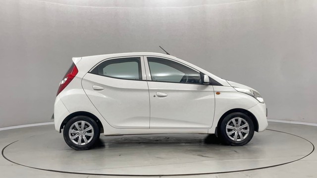 Second-hand 2013 Hyundai EON Sportz for sale in Jaipur-2