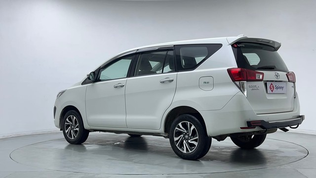 Second-hand 2022 Toyota Innova Crysta 2.7 VX 7 STR for sale in Noida-5