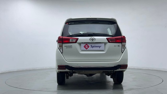 Second-hand 2022 Toyota Innova Crysta 2.7 VX 7 STR for sale in Noida-4