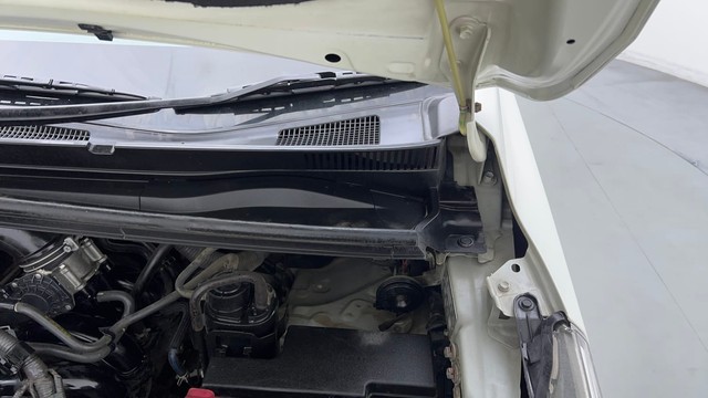 Second-hand 2022 Toyota Innova Crysta 2.7 VX 7 STR for sale in Noida-36