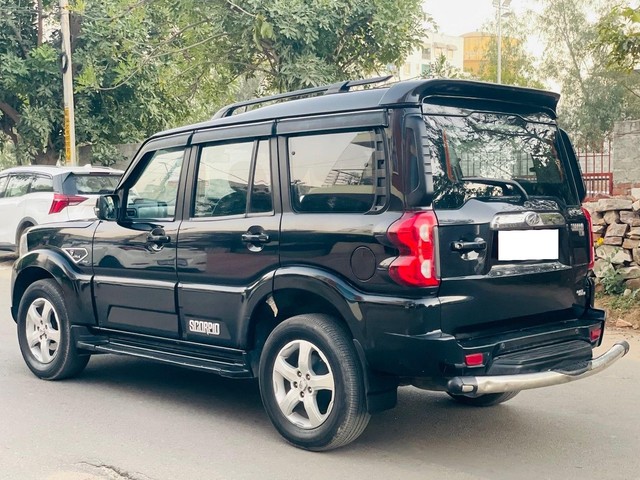 Second-hand 2021 Mahindra Scorpio S11 for sale in Jaipur-4
