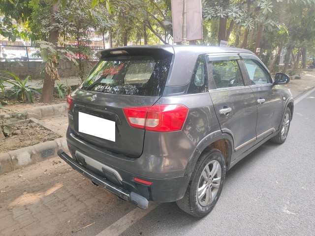Second-hand 2017 Maruti Vitara Brezza LDi for sale in New Delhi-5