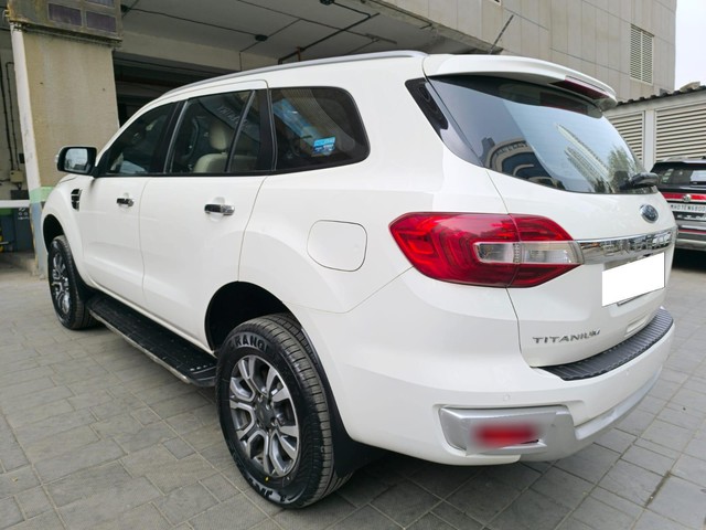 Second-hand 2021 Ford Endeavour Titanium Plus 4X2 AT for sale in Mumbai-9