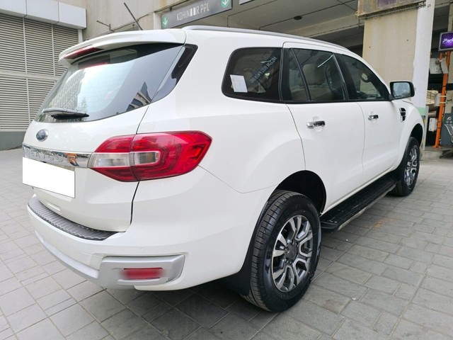 Second-hand 2021 Ford Endeavour Titanium Plus 4X2 AT for sale in Mumbai-11