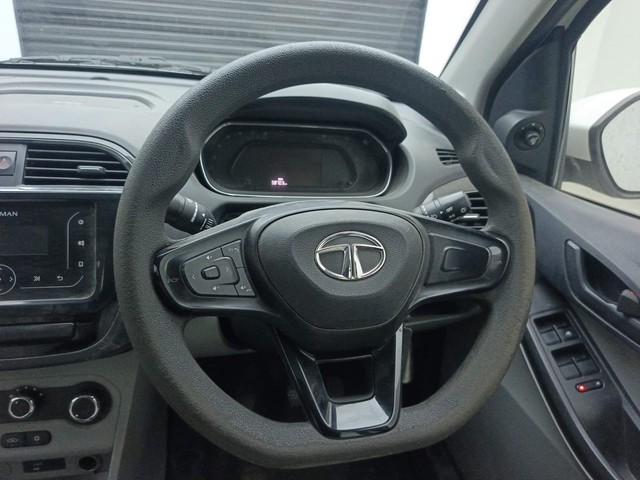 Second-hand 2021 Tata Tiago 1.2 Revotron XT for sale in Visakhapatnam-32