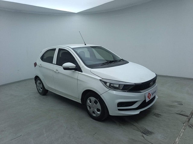 Second-hand 2021 Tata Tiago 1.2 Revotron XT for sale in Visakhapatnam-1