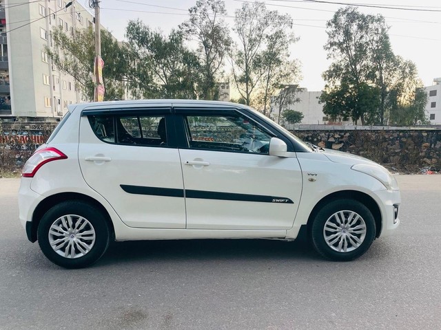Second-hand 2017 Maruti Suzuki Swift LXI Option for sale in Jaipur-1