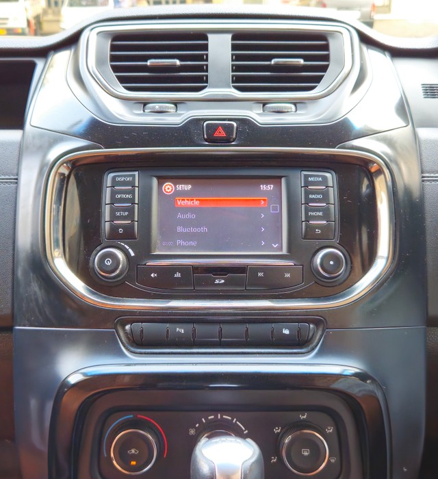 Second-hand 2017 Tata Hexa XMA for sale in Mumbai-11