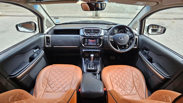 Second-hand 2017 Tata Hexa XMA for sale in Mumbai-14