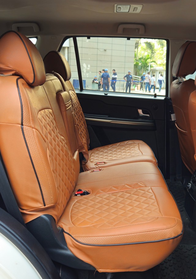 Second-hand 2017 Tata Hexa XMA for sale in Mumbai-16