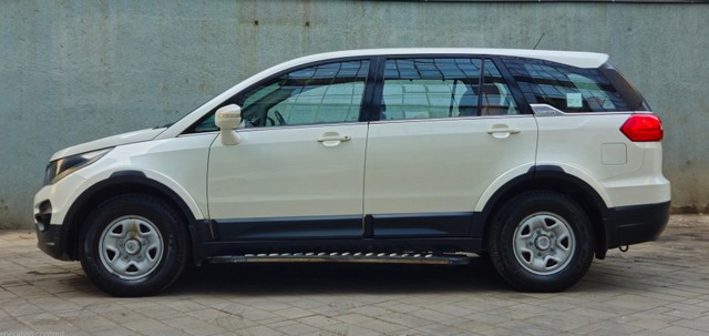 Second-hand 2017 Tata Hexa XMA for sale in Mumbai-4