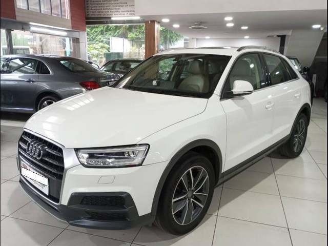 Second-hand 2019 Audi Q3 35 TDI Quattro Technology for sale in Bangalore-2