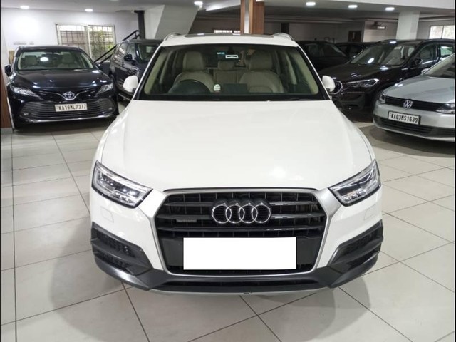 Second-hand 2019 Audi Q3 35 TDI Quattro Technology for sale in Bangalore-3