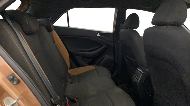 Second-hand 2016 Hyundai i20 Active 1.2 SX for sale in Noida-16