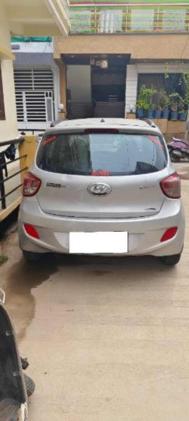 Second-hand 2017 Hyundai Grand i10 1.2 CRDi Sportz for sale in Neemuch-1