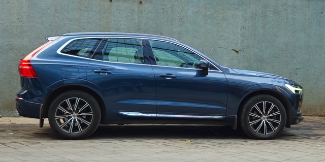 Second-hand 2020 Volvo XC60 Inscription D5 BSIV for sale in Mumbai-1