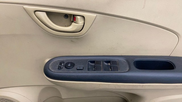 Second-hand 2015 Honda Amaze S i-Vtech for sale in Lucknow-17