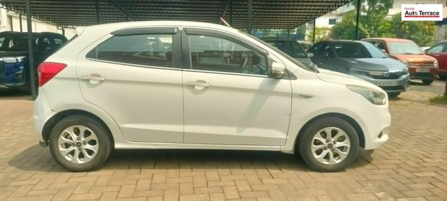 Second-hand 2015 Ford Figo Titanium for sale in Kochi-10