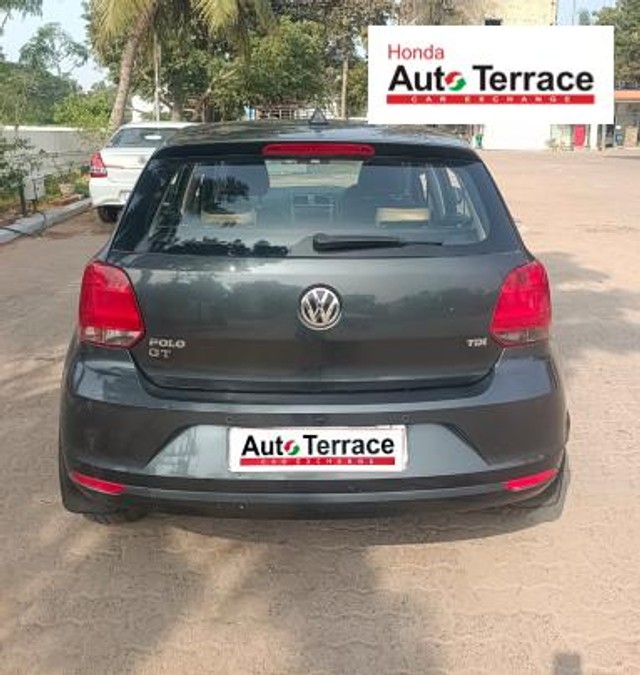 Second-hand 2015 Volkswagen Polo 1.5 TDI Highline for sale in Pondicherry-4