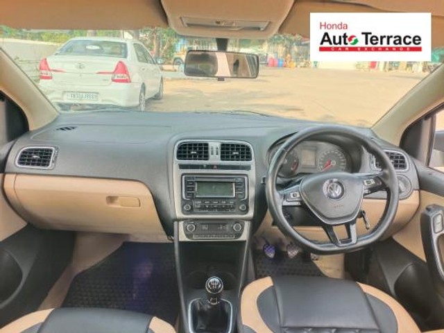 Second-hand 2015 Volkswagen Polo 1.5 TDI Highline for sale in Pondicherry-14