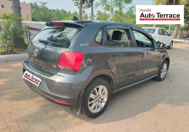 Second-hand 2015 Volkswagen Polo 1.5 TDI Highline for sale in Pondicherry-3