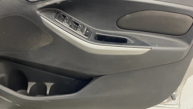 Second-hand 2017 Ford Figo 1.5D Titanium MT for sale in Chennai-17