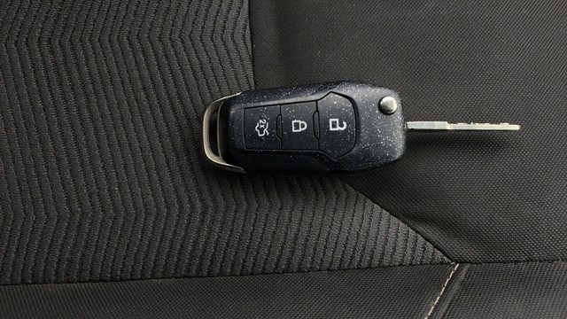 Second-hand 2017 Ford Figo 1.5D Titanium MT for sale in Chennai-21