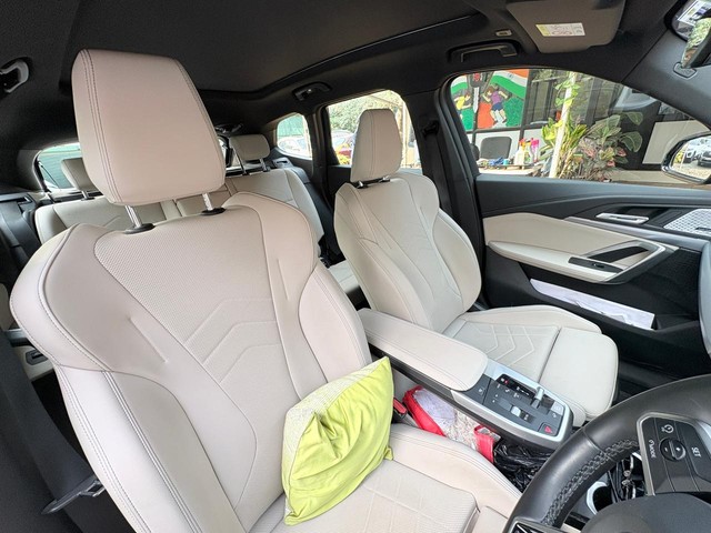 Second-hand 2024 BMW X1 sDrive18i M Sport for sale in Thane-10