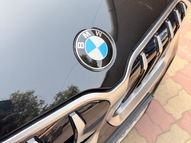 Second-hand 2024 BMW X1 sDrive18i M Sport for sale in Thane-6