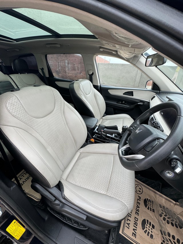 Mahindra XUV700 AX5 7 Str BSVI Second-hand 2022 Mahindra XUV700 AX5 7 Str BSVI for sale in Meerut-6