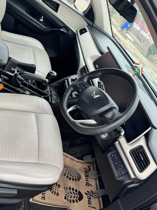 Mahindra XUV700 AX5 7 Str BSVI Second-hand 2022 Mahindra XUV700 AX5 7 Str BSVI for sale in Meerut-5