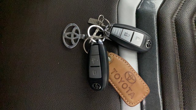 Second-hand 2020 Toyota Urban Cruiser EBELLA Premium AT for sale in Lucknow-21