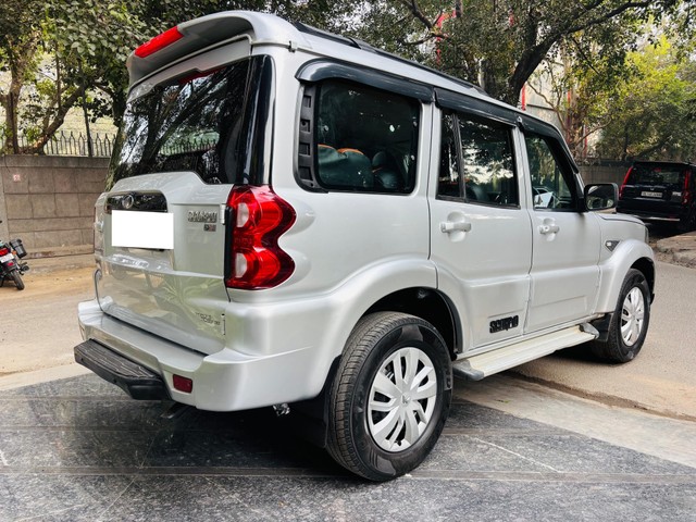 Second-hand 2018 Mahindra Scorpio S5 BSIV for sale in New Delhi-13